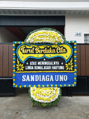 Papan Bunga Duka di Setia